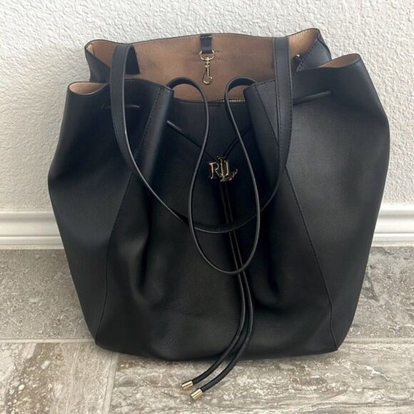 Lauren Ralph Lauren Andie Large Leather Drawstring Tote in Black, New - Picture 7 of 16